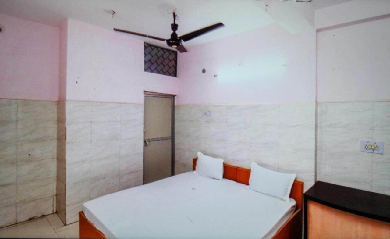 Hotel Kshama Jabalpur Ngoại thất bức ảnh