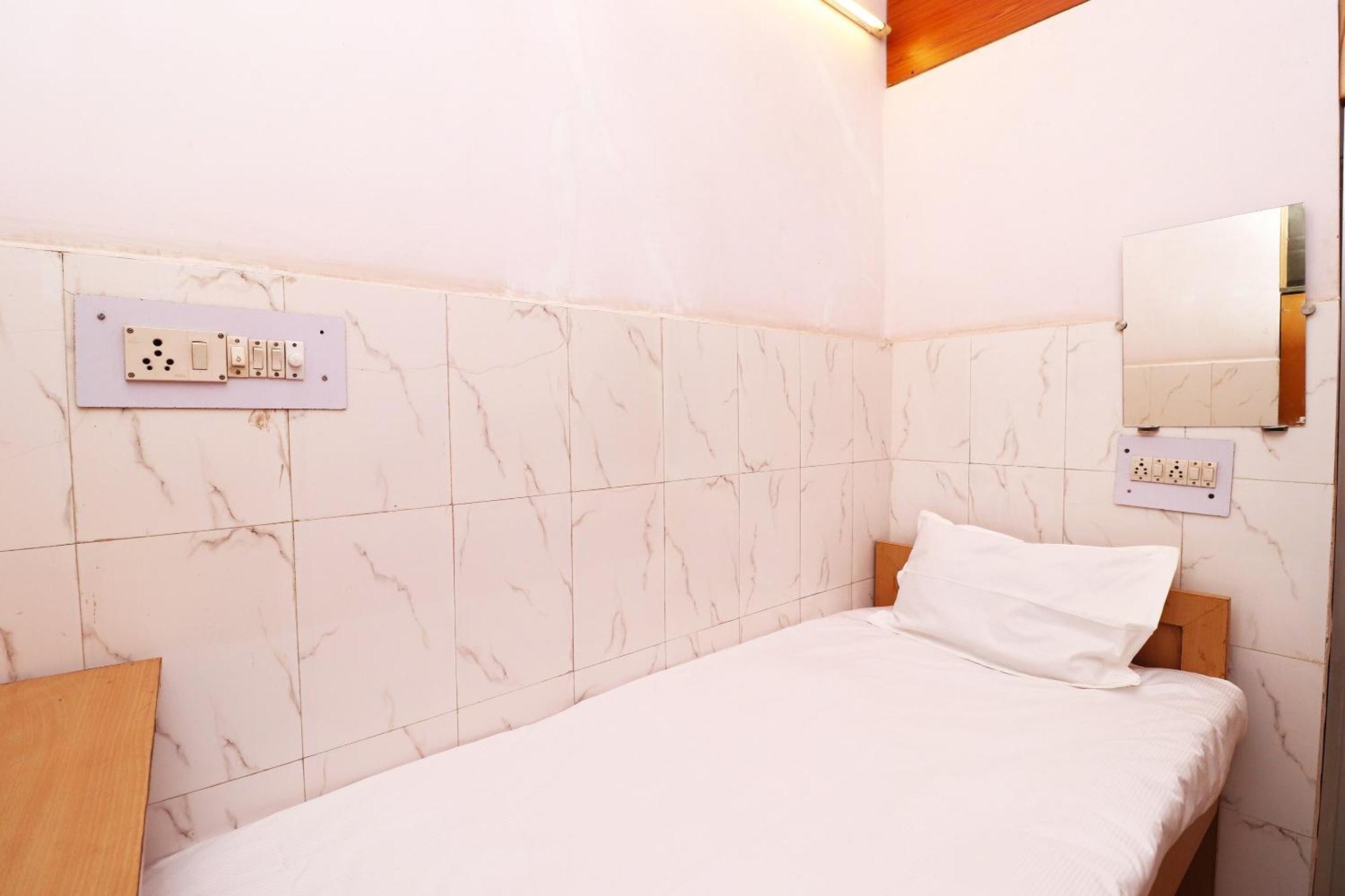 Hotel Kshama Jabalpur Ngoại thất bức ảnh